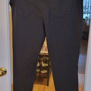 Nine West Heidi pull up skinny pant. Size 16